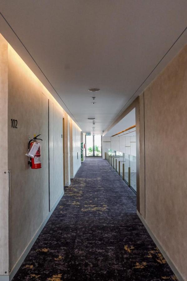 Neo Hotel Puri Indah Jakarta Ngoại thất bức ảnh